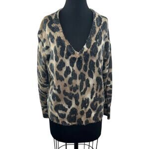 YFB Young Fabulous & Broke Leopard Animal V-Neck Sweater Pullover Knit Top M/L